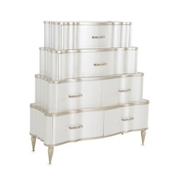 A picture of London Place Chest.