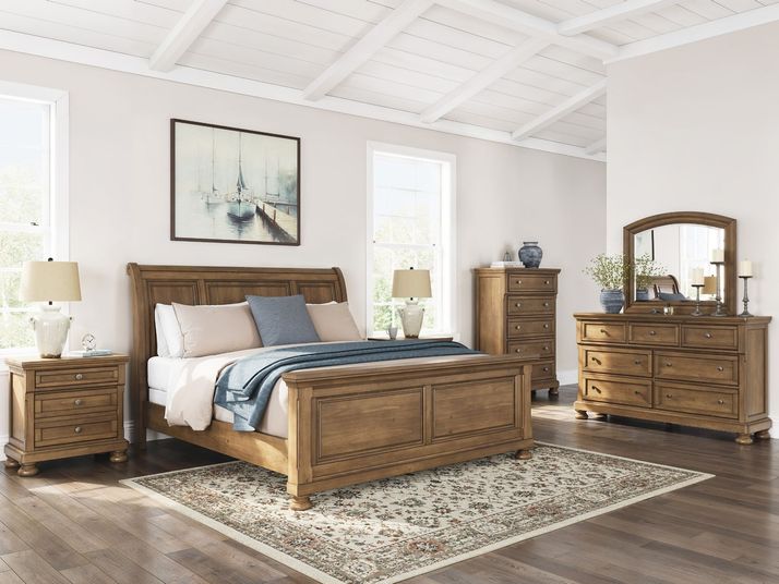 Picture of Vandenmore King Sleigh Bedroom Set