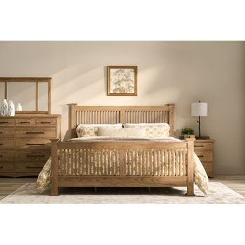 A picture of Oak Park Queen Bedroom Set.