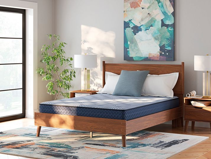Picture of Peak 8" Hybrid King Mattress