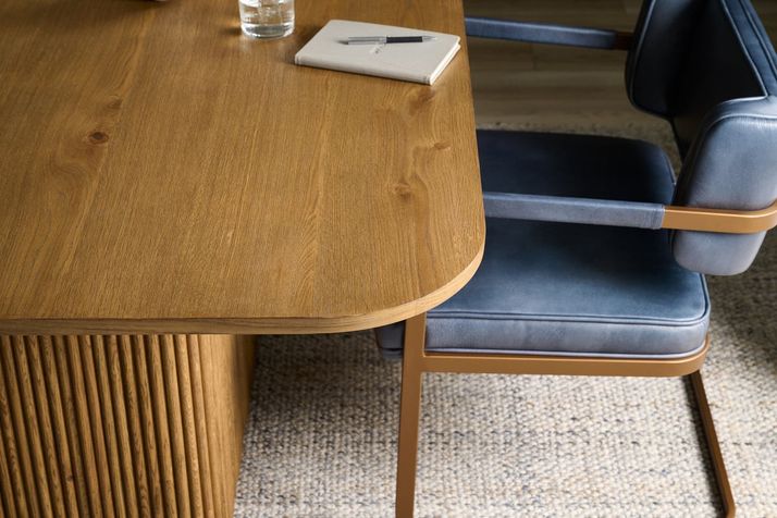 Picture of Vander Dining Table