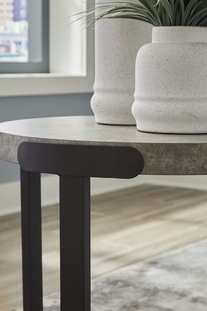 Picture of Darthurst 3pk Table Set