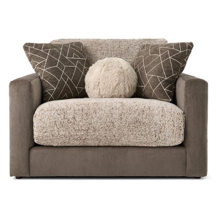 Picture of Reddington Oversized Chair