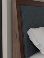 Picture of Kendamor Queen Panel Bed