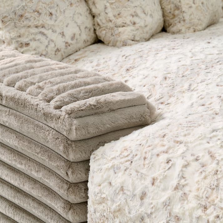 Picture of Snowy Owl 2pc Sectional