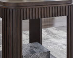 Picture of Carlibrie End Table