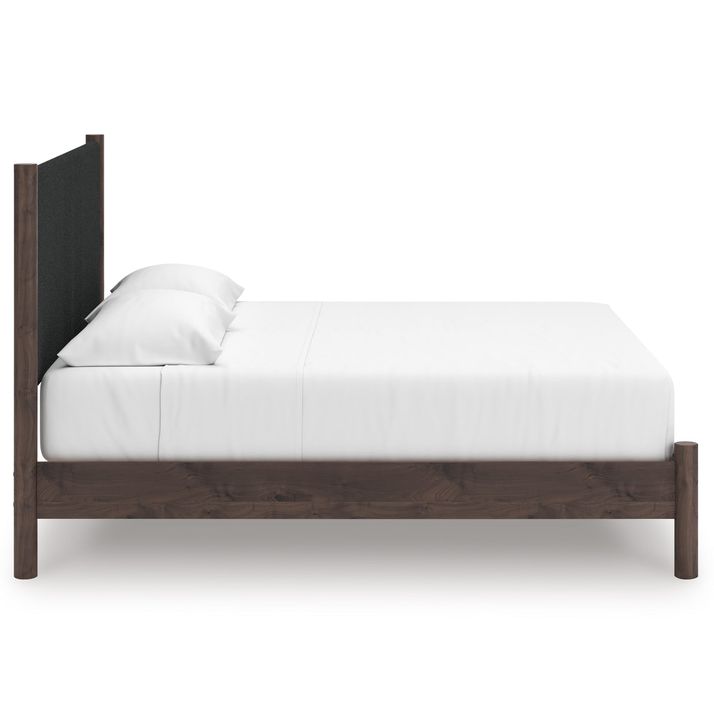 Picture of Cadmori King Platform Bedroom Set