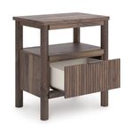 Picture of Cadmori Queen Platform Bedroom Set