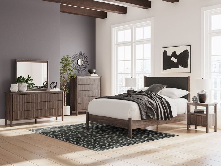 Picture of Cadmori Queen Platform Bed
