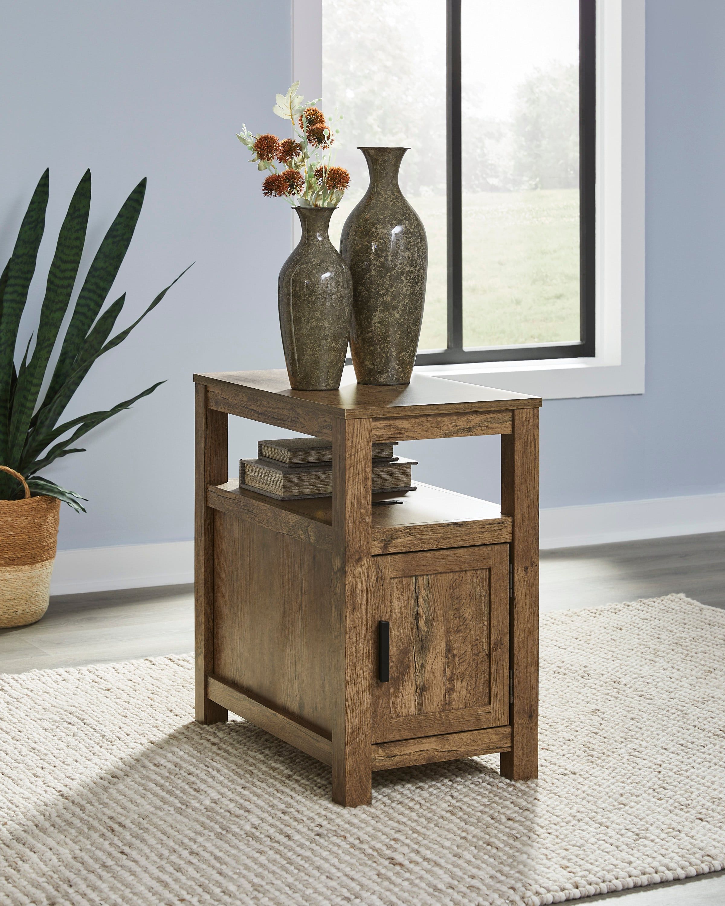 Fendenmore Chairside Table - Thumbnail 5