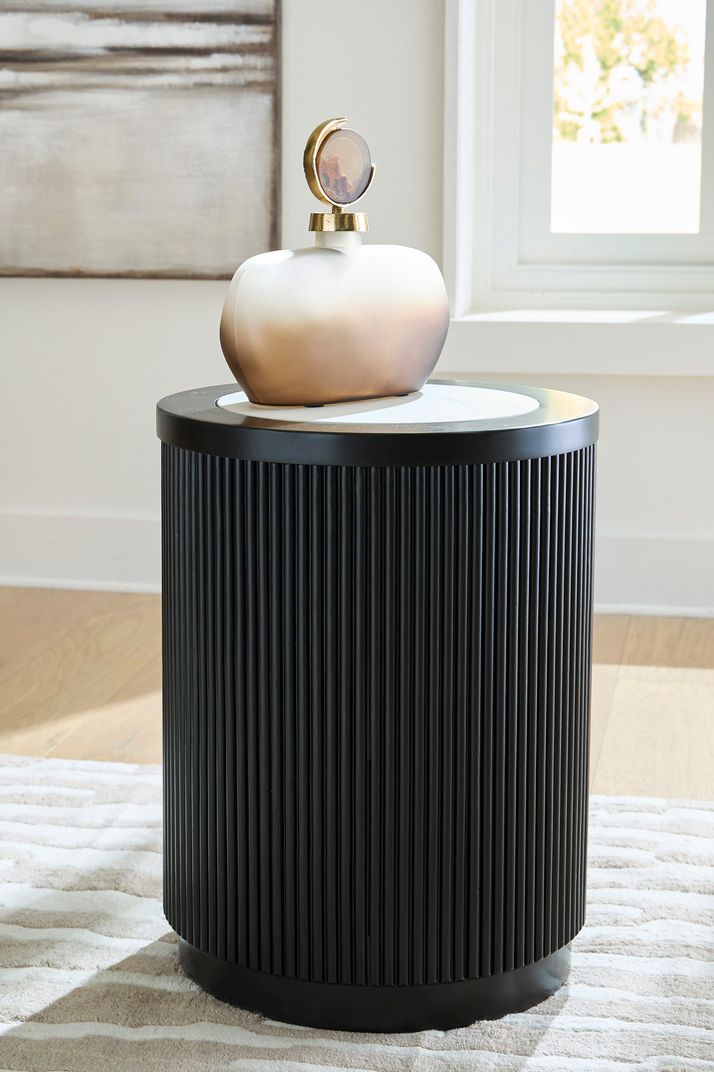 Picture of Grayman End Table