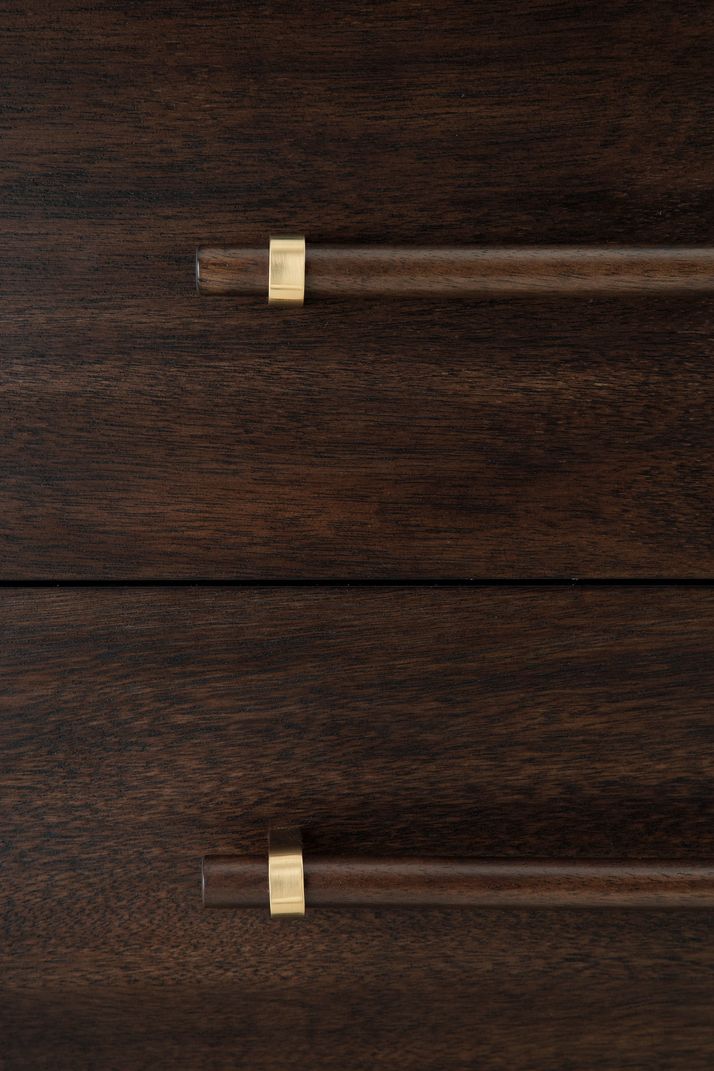 Picture of Dantenton Chest