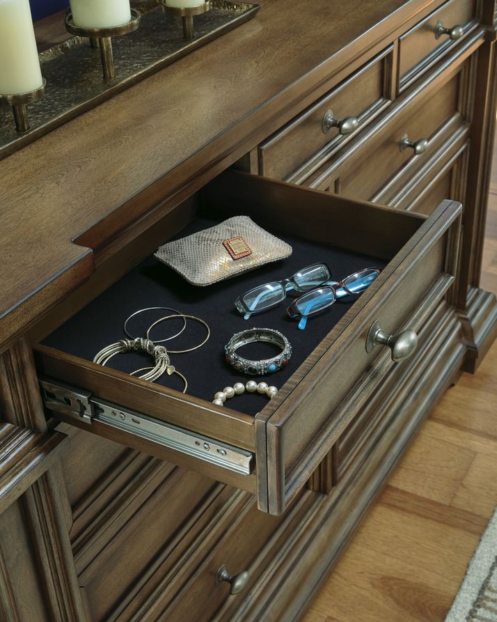 Picture of Channley Queen Storage Bedroom Set