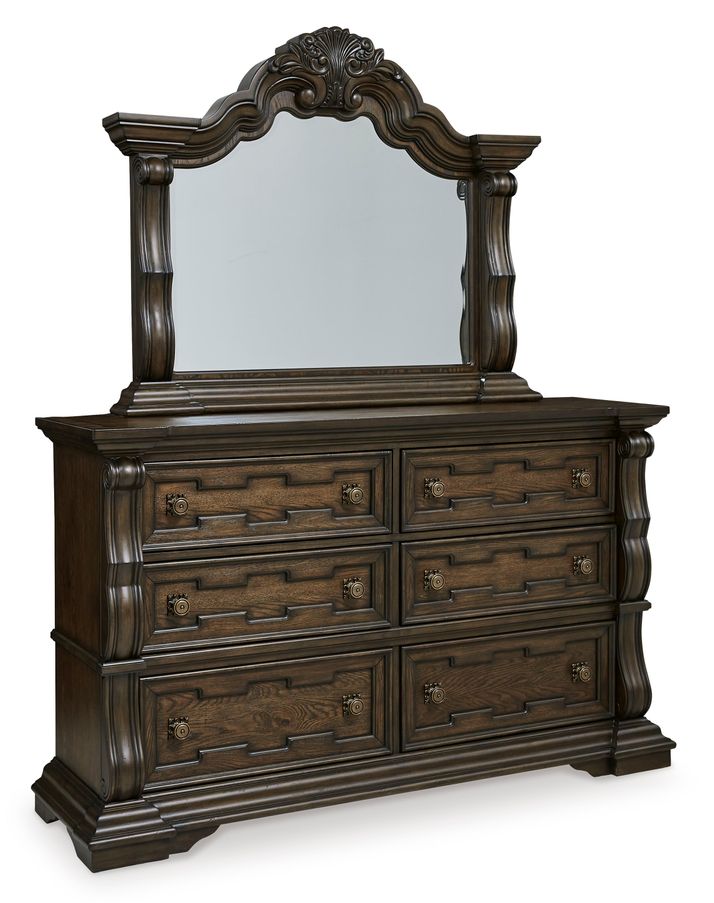 Picture of Maylee Queen Canopy Bedroom Set
