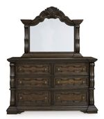 Picture of Maylee Queen Canopy Bedroom Set