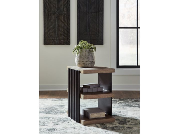 Picture of Rylandyn End Table