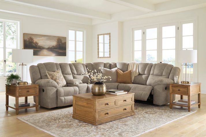 Picture of Ravenswaye 3pc Sectional