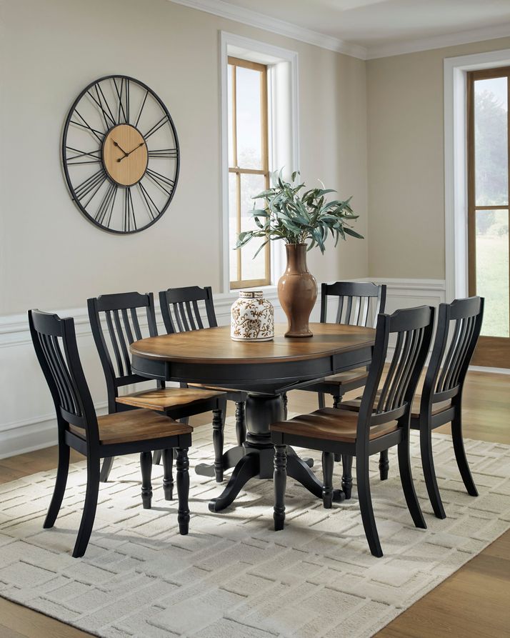 Picture of Loganeer Dining Table