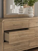 Picture of Dovander Queen Bedroom Set
