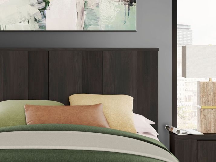 Picture of Jadiston Queen Bedroom Set