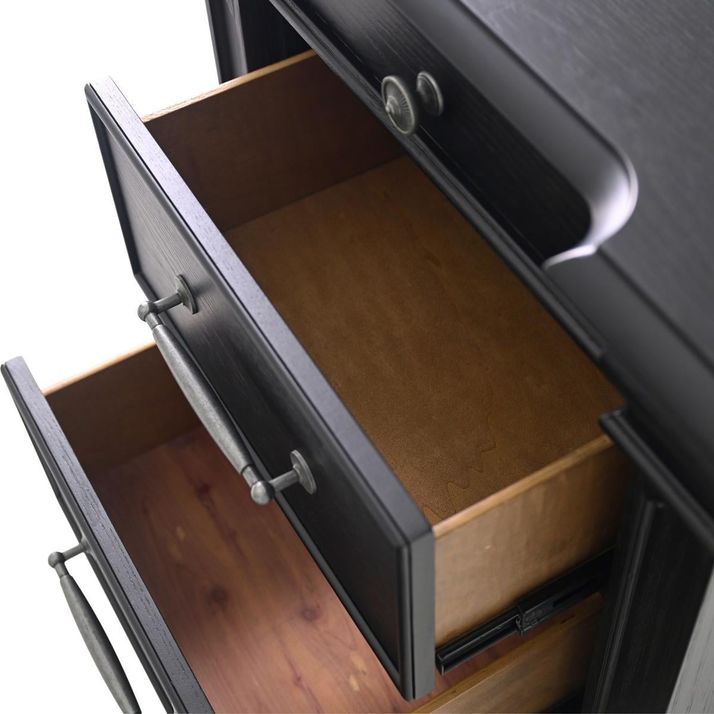 Picture of Kings Court Nightstand