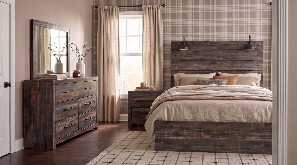 Picture of Drystan Queen Headboard