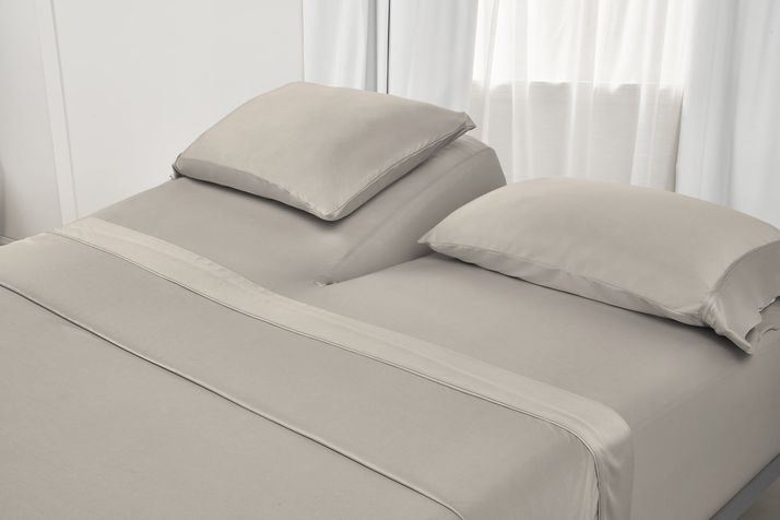 Picture of Dri-Tec Split Head King Sheets